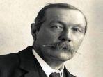 Sir-Arthur-Conan-Doyle.jpg