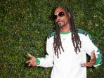 Snoop-Dogg-Ungkap-Kolaborasinya-dengan-BTS-Akan-Segera-Datang.jpg