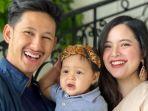 Tasya-Kamila-dan-suami-Randi-Bachtiar-dan-anak.jpg