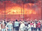 Tragedi-Stadion-Bradford-City-Inggris.jpg