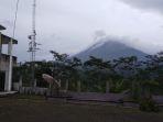 Visual-Gunung-Semeru-Senin-622023-pagi.jpg