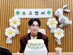 Wonpil-DAY6-siaran-Naver-V-Live.jpg