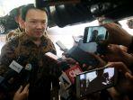 ahok-menjawab-pertanyaan-wartawan-saat-tiba-di-kantor-kementerian-bumn-4.jpg