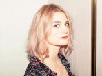 alison-sudol-2.jpg