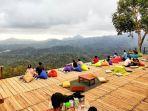 bukit-wisata-pulepayung-di-kulon-progo-yogyakarta.jpg