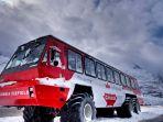 bus-wisata-gletser-di-columbia-icefield-taman-nasional-jesper-alberta-kanada.jpg