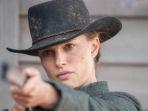 cuplikan-film-Jane-Got-a-Gun.jpg