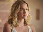 elizabeth-lail-dalam-you-2018.jpg