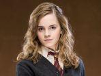 emma-watson-dalam-film-harry-potter.jpg