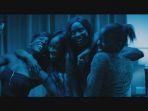 girlhood-2014-3.jpg