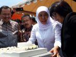 gubernur-jawa-timur-khofifah-indar-parawansa-bersama-suciwati.jpg