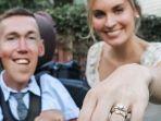 hannah-aylward-menikahi-shane-burcaw-awal-bulan-ini.jpg