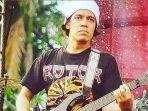 irfan-sembiring-yang-dikenal-lewat-band-metal-rotor.jpg