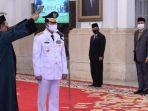isdianto-saat-dilantik-sebagai-gubernur-kepulauan-riau.jpg
