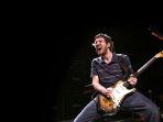 john-frusciante-kembali-ke-red-hot-chili-peppers.jpg