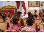 jokowi-janjikan-bangun-istana-presiden-di-papua-2020.jpg