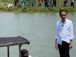 jokowi-naik-perahu-di-cilacap.jpg