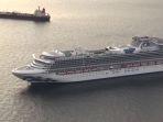 kapal-pesiar-the-diamond-princess-di-karantina-di-jepang-3.jpg