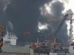 kapal-tanker-terbakar-di-pelabuhan-belawan.jpg