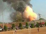 ledakan-gudang-senjataa.jpg