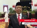 mahfud-md-saat-menghadiri-penganugerahan-gelar-bintang-mahaputera.jpg