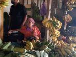 mbah-tris-korban-pencurian-pisang-di-pasar-argosari-wonosariist.jpg