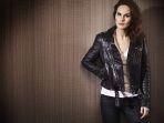 michelle-dockery-dalam-good-behavior-2016.jpg