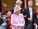 pangeran-harry-bersama-ratu-elizabeth-ii.jpg