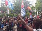 papua-di-jakarta-demo-sebabkan-macet.jpg