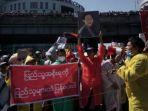 para-pengunjuk-rasa-di-myanmar.jpg