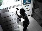 pelaku-erusakanan-atm-ri.jpg