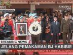 penyerahan-jenazah-bj-habibie-1.jpg