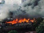 puluhan-rumah-di-dekat-markas-fpi-di-jakarta-terbakar.jpg