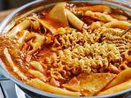 rabokki-dengan-indomie-goreng.jpg