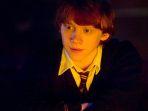rupert-grint-dalam-film-serial-harry-potter.jpg