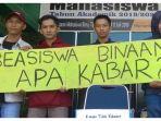 solidaritas-mahasiswa-peduli-beasiswa-binaan-umi.jpg