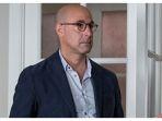 stanley-tucci-dalam-the-children-act-2017.jpg