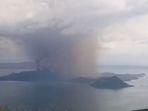 tangkapan-layar-dari-video-memperlihatkan-gunung-taal-2.jpg