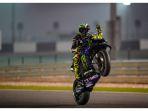 valentino-rossi-pada-tes-pramusim-motogp-2020-di-sirkuit-qatar-hari-kedua-23022020.jpg