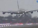 video-detik-detik-menegangkan-pesawat-airbus-a-380-etihad-mendarat-saat-badai-angin.jpg
