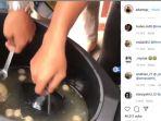 video-viral-jualan-bakso-memanfaatkan-jok-motor-vespa.jpg