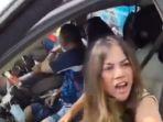 wanita-marah-marah-dihadapan-polisi.jpg