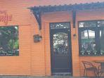 warung-orange.jpg