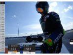 yzr-m1-valentino-rossi-mogok-dan-terpaksa-ditepikan-di-pinggir-trek-sirkuit-ricardo-tomo.jpg