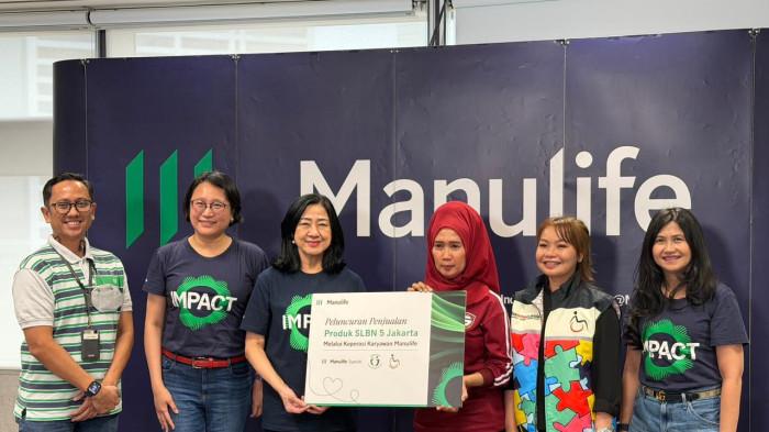 Lauren Sulistiawati, Presiden Direktur & CEO Manulife Indonesia menerima kunjungan siswa siswi Sekolah 
Luar Biasa (SLB) Negeri 05 di kantor Manulife Indonesia dalam rangka kegiatan pengenalan dunia kerja dan 
pengembangan keterampilan vokasional. Kegiatan ini memberikan pengalaman langsung bagi siswa berkebutuhan khusus untuk mengenal lingkungan kerja dan berbagai pilihan karier. Doc Manulife Indonesia