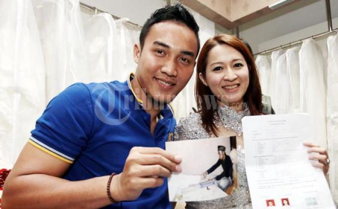 Okie Agustina Sedih, Warganet Pergoki Gunawan Dwi Cahyo Selingkuh dengan Cewek di Kafe Kediri