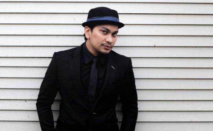 Unggah Foto Jadul Bersama Mendiang Ayahnya, Tompi Sukses Membuat Netizen Baper