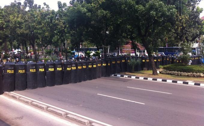 Ribuan Orang Kubu Prabowo Hina Jokowi