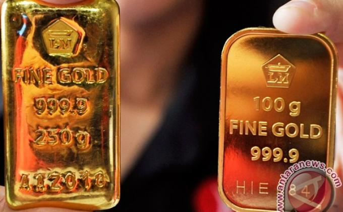 Harga Emas Antam Hari Ini Kembali Anjlok, Turun Tipis Rp15 ribu per Gram Dibanding Kemarin