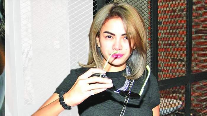 Nikita Minta Dua Kamar di Hotel Mewah